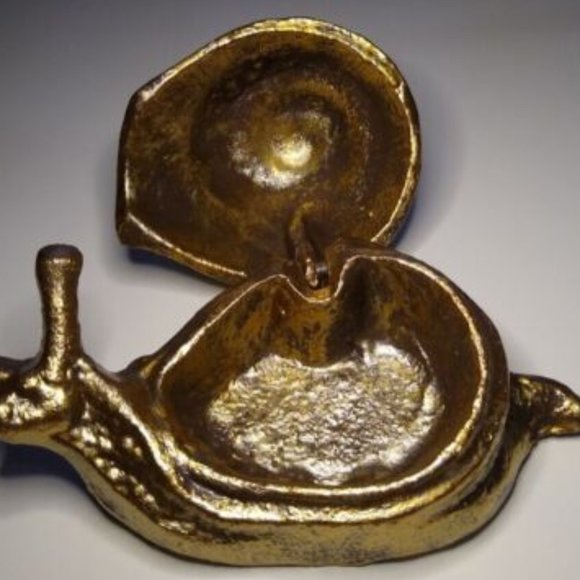 Cast Iron Snail, Key Hider Holder Emergency Keeper Security Outdoor Garden - Picture 2 of 4